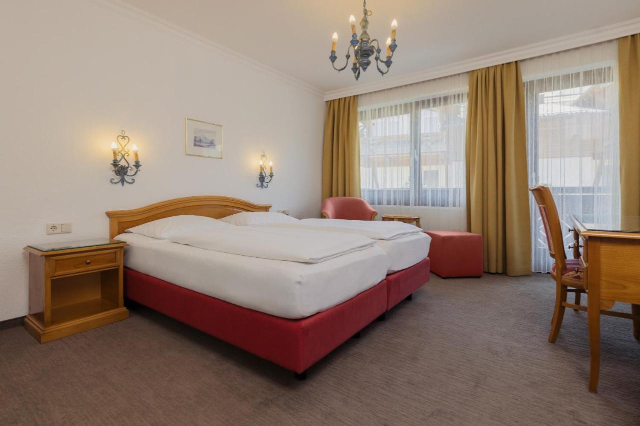 Hotel Tauernhof Капрун Екстериор снимка