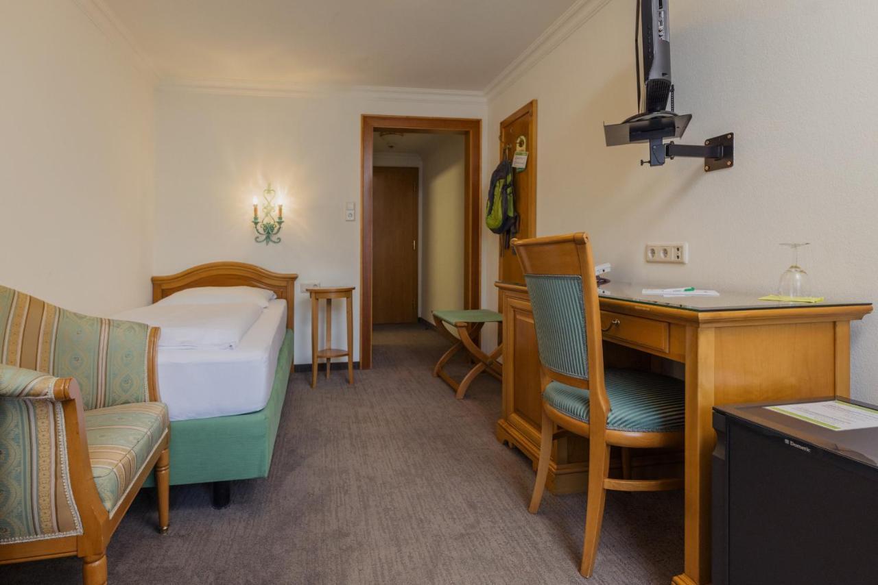Hotel Tauernhof Капрун Екстериор снимка
