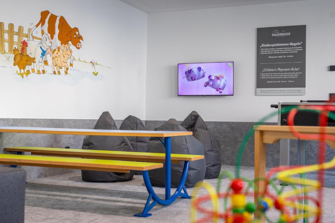 Hotel Tauernhof Капрун Екстериор снимка