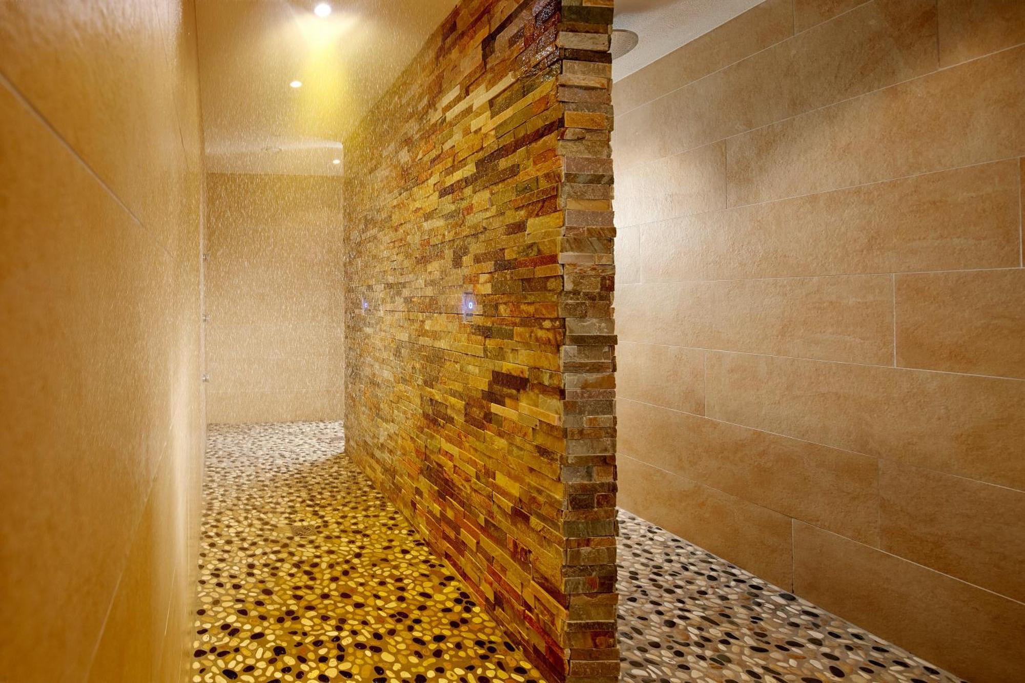 Hotel Tauernhof Капрун Екстериор снимка