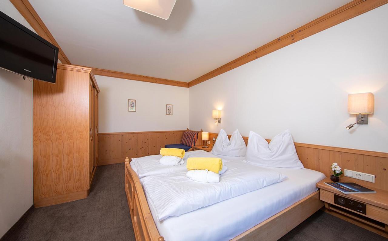 Hotel Tauernhof Капрун Екстериор снимка